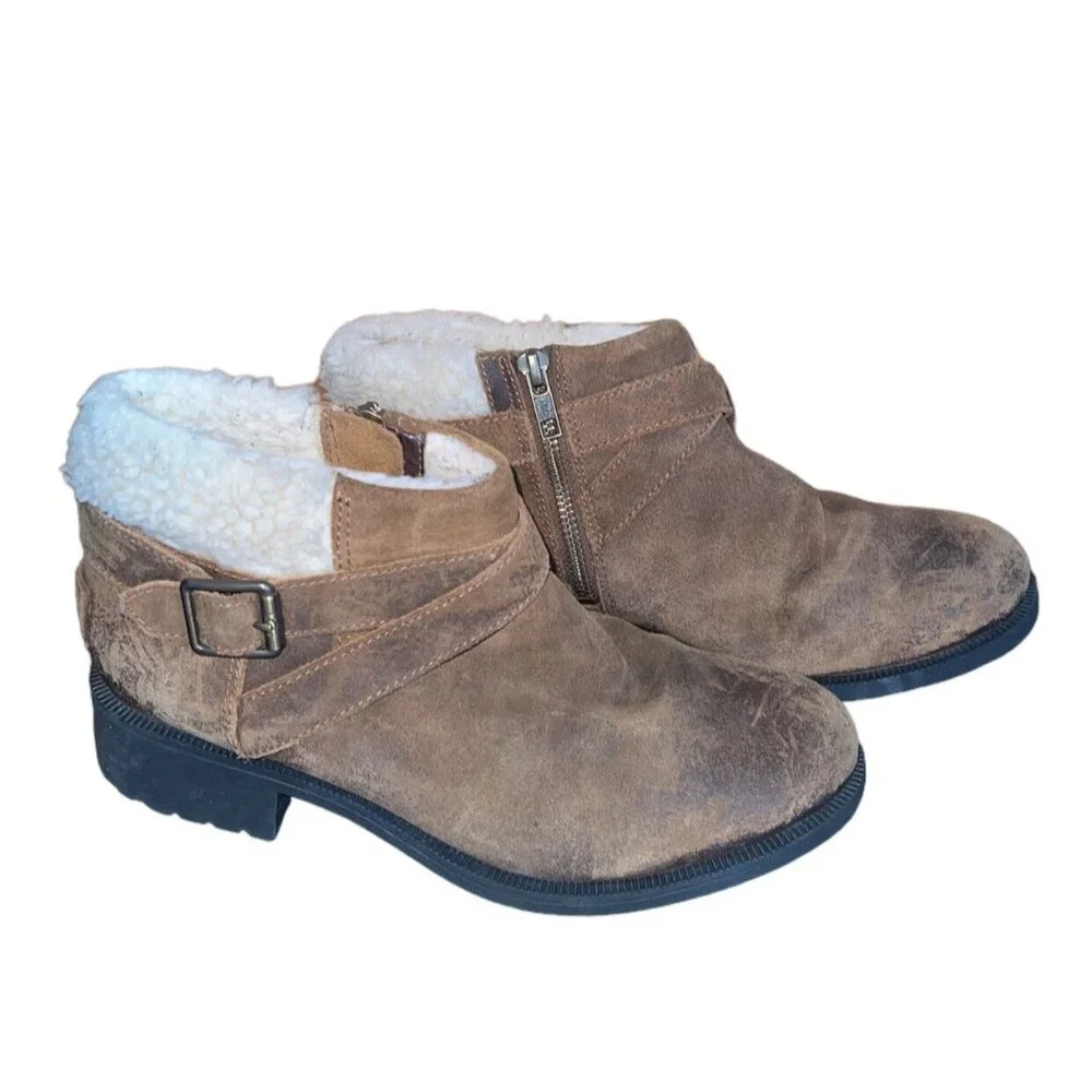 UGG Benson II Brown Leather Side Zip Wool Lined Ankle Boots Women’s Size 8 - Picture 1 of 14